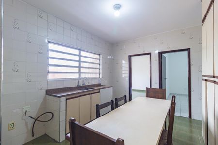 Casa para alugar com 240m², 4 quartos e 1 vaga Casa para alugar com 240m², 4 quartos e 1 vagaCozinha