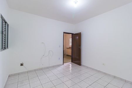 Casa para alugar com 240m², 4 quartos e 1 vaga Casa para alugar com 240m², 4 quartos e 1 vagaQuarto 1