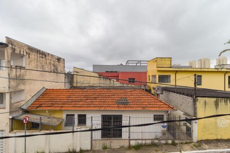 Vista - Sala de casa para alugar com 4 quartos, 240m² em Parque Sevilha, São Paulo