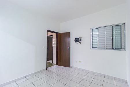Casa para alugar com 240m², 4 quartos e 1 vaga Casa para alugar com 240m², 4 quartos e 1 vagaQuarto 2
