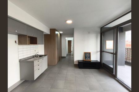 Cozinha de apartamento para alugar com 1 quarto, 84m² em Sumarezinho, São Paulo