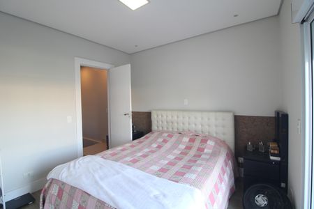 Casa à venda com 287m², 3 quartos e 3 vagasSuíte 1