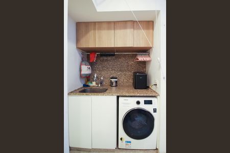 Apartamento para alugar com 102m², 3 quartos e sem vaga Apartamento para alugar com 102m², 3 quartos e sem vagaÁrea de Serviço
