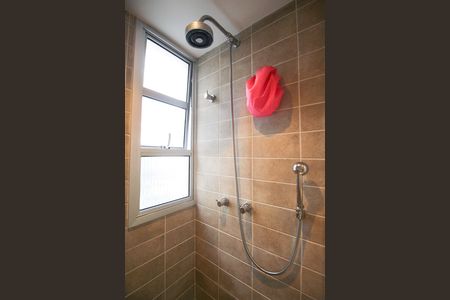 Apartamento para alugar com 102m², 3 quartos e sem vaga
