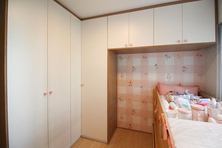 Apartamento para alugar com 102m², 3 quartos e sem vaga Apartamento para alugar com 102m², 3 quartos e sem vagaQuarto