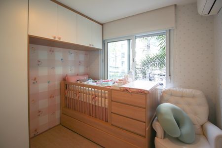 Apartamento para alugar com 102m², 3 quartos e sem vaga Apartamento para alugar com 102m², 3 quartos e sem vagaQuarto