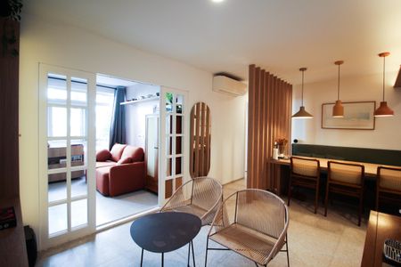 Apartamento para alugar com 102m², 3 quartos e sem vaga Apartamento para alugar com 102m², 3 quartos e sem vagaSala
