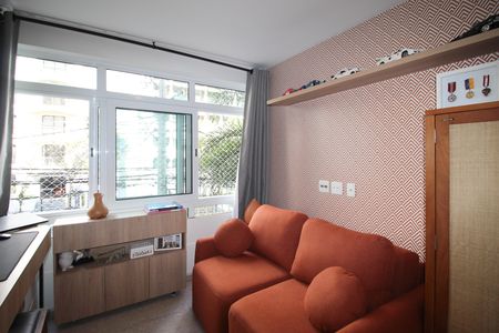 Apartamento para alugar com 102m², 3 quartos e sem vaga Apartamento para alugar com 102m², 3 quartos e sem vagaSala