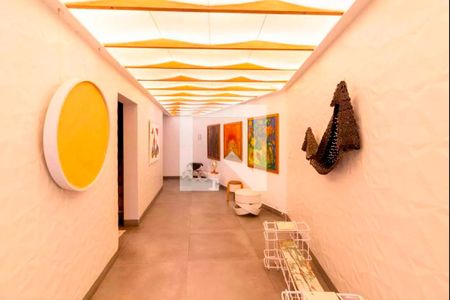 Apartamento para alugar com 102m², 3 quartos e sem vaga Apartamento para alugar com 102m², 3 quartos e sem vagaHall