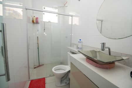 Casa de condomínio para alugar com 140m², 2 quartos e 2 vagasBanheiro