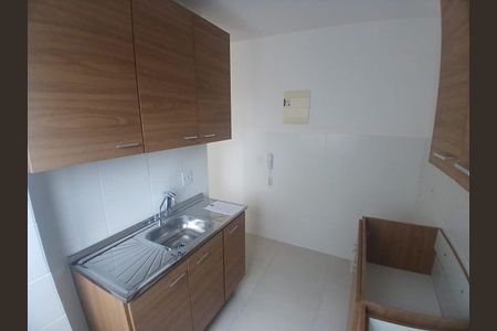 Cozinha de apartamento para alugar com 2 quartos, 45m² em Recreio, Rio de Janeiro