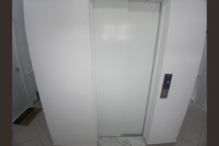 Apartamento para alugar com 45m², 2 quartos e 1 vagaElevador
