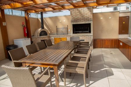 Apartamento à venda com 57m², 2 quartos e 2 vagas Apartamento à venda com 57m², 2 quartos e 2 vagasÁrea comum - Churrasqueira