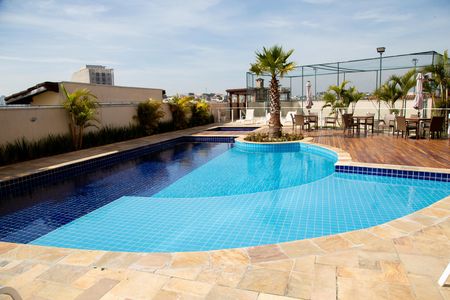 Apartamento à venda com 57m², 2 quartos e 2 vagas Apartamento à venda com 57m², 2 quartos e 2 vagasÁrea comum - Piscina