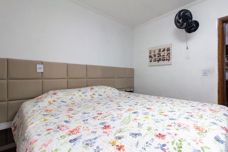 Casa à venda com 252m², 2 quartos e 8 vagasQuarto 2