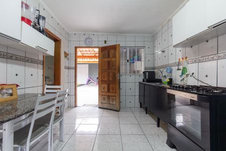 Casa à venda com 252m², 2 quartos e 8 vagasCozinha