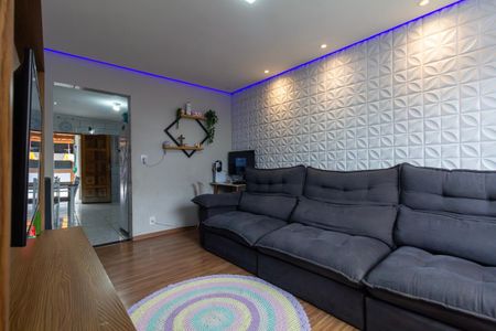 Sala de casa à venda com 2 quartos, 252m² em Jardim Fernandes, São Paulo