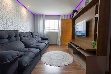 Sala de casa à venda com 2 quartos, 252m² em Jardim Fernandes, São Paulo