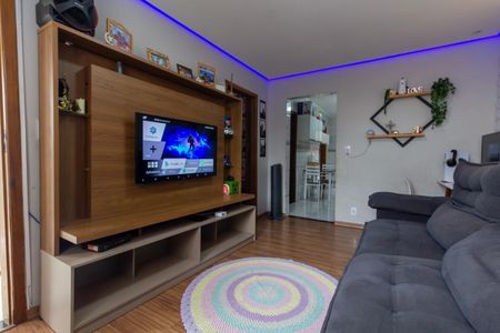 Casa à venda com 252m², 2 quartos e 8 vagasSala