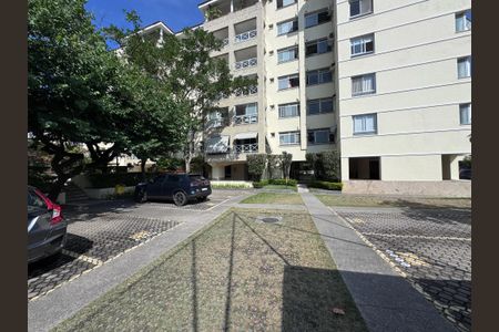 Apartamento para alugar com 108m², 3 quartos e 2 vagasFachada