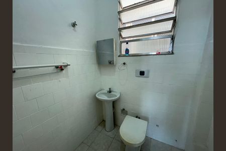 Apartamento para alugar com 97m², 2 quartos e sem vagaBanheiro