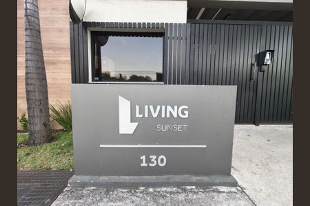 Apartamento para alugar com 57m², 2 quartos e 1 vagaFachada e portaria