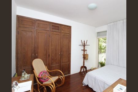 Quarto  de apartamento à venda com 4 quartos, 160m² em Lourdes, Belo Horizonte