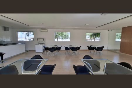 Apartamento para alugar com 55m², 2 quartos e 1 vagaÁrea comum - Salão de festas