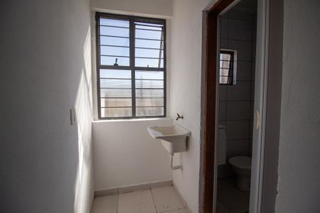 Casa para alugar com 52m², 1 quarto e sem vagaÁrea de Serviço