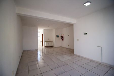 Sala  de casa para alugar com 1 quarto, 52m² em Vila Santa Terezinha, Sorocaba
