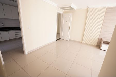 Apartamento para alugar com 3 quartos, 80m² em Setor Bueno, Goiânia
