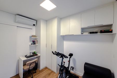 Apartamento à venda com 81m², 2 quartos e 3 vagasQuarto 1 - Suíte