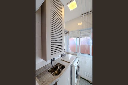 Apartamento à venda com 81m², 2 quartos e 3 vagasÁrea de Serviço