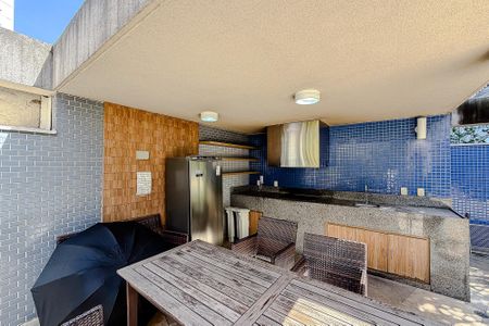 Apartamento à venda com 81m², 2 quartos e 3 vagasÁrea comum - Churrasqueira