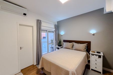 Apartamento à venda com 81m², 2 quartos e 3 vagasQuarto 2 - Suíte