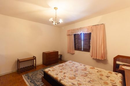 Casa para alugar com 215m², 4 quartos e 2 vagas Casa para alugar com 215m², 4 quartos e 2 vagasSuíte 3
