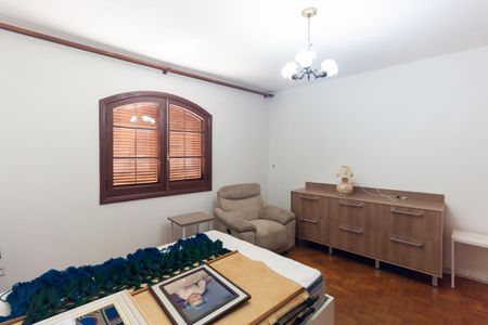 Casa para alugar com 215m², 4 quartos e 2 vagas Casa para alugar com 215m², 4 quartos e 2 vagasSuíte 1