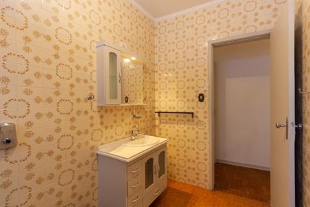 Casa para alugar com 215m², 4 quartos e 2 vagas Casa para alugar com 215m², 4 quartos e 2 vagasBanheiro da Suíte 3
