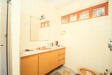 Casa à venda com 346m², 4 quartos e 3 vagasBanheiro