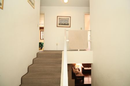 Casa à venda com 346m², 4 quartos e 3 vagasEscadas