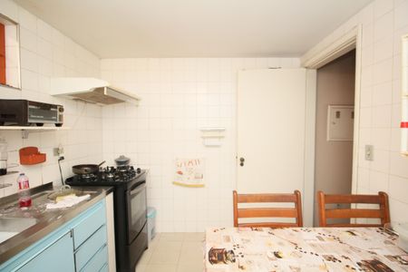 Casa à venda com 346m², 4 quartos e 3 vagasCozinha