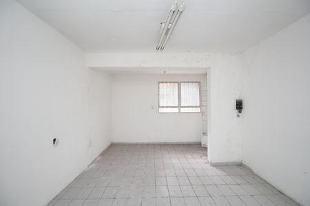 Casa à venda com 346m², 4 quartos e 3 vagasPonto de Comercio 3 - Subsolo