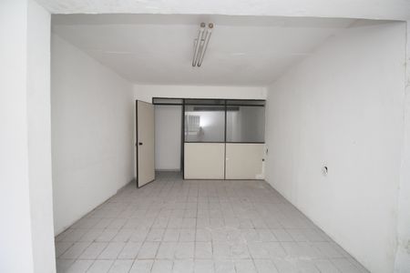 Casa à venda com 346m², 4 quartos e 3 vagasPonto de Comercio 3 - Subsolo