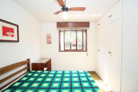 Casa à venda com 346m², 4 quartos e 3 vagasSuite