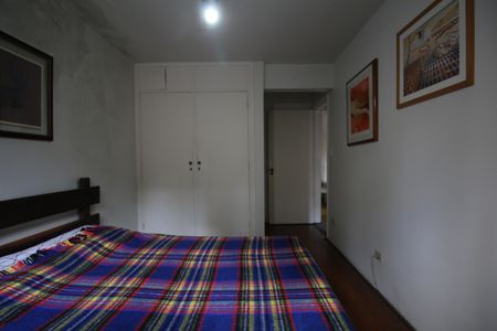 Casa à venda com 346m², 4 quartos e 3 vagasQuarto 1