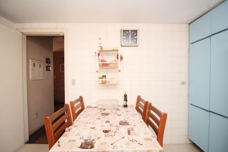 Casa à venda com 346m², 4 quartos e 3 vagasCozinha