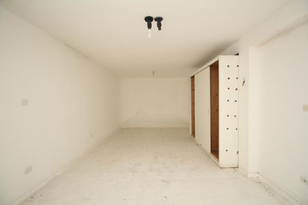 Casa à venda com 346m², 4 quartos e 3 vagasPonto de Comercio 1 - Subsolo