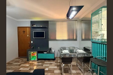 Apartamento à venda com 2 quartos, 50m² em Cabral, Contagem