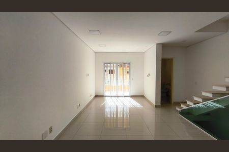 Sala de casa para alugar com 2 quartos, 100m² em Vila Mariana, São Paulo