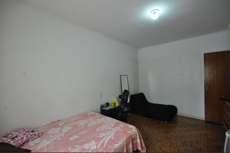 Casa para alugar com 120m², 2 quartos e 2 vagasQuarto 2